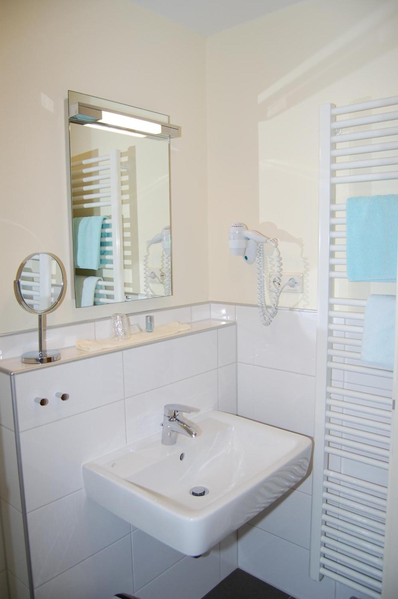Landgasthof Jägerstübchen Neustadt an der Weinstraße Zimmer foto
